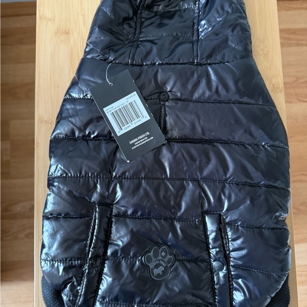 NWT Canada Pooch shiny puffer vest